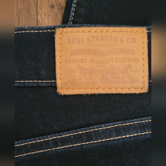 Levi's 311 Shaping Skinny classic dark denim wash Women's size 29 blue jeans - Picture 7 of 12